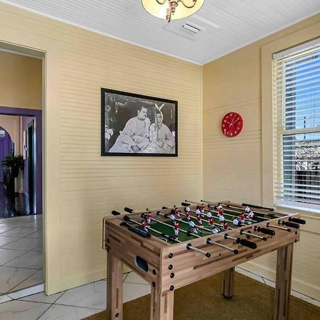 Friends Airbnb Themed 2Bed 2Bath Walkable To All Of Ybor Tampa Buitenkant foto